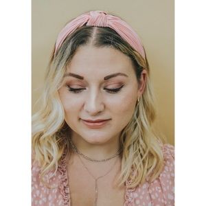 TWIST KNOT HEADBAND - PINK